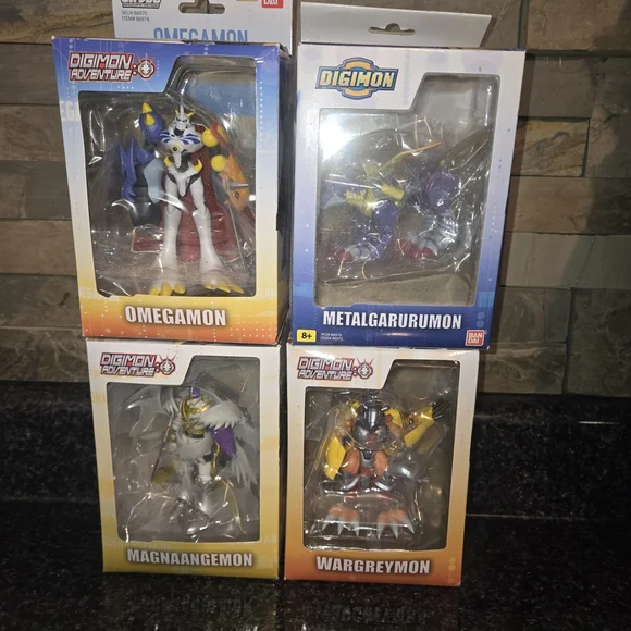 Digimon Action Figure Set - Picture 1 of 5